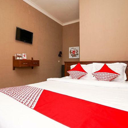 Oyo 1087 Homestay Potato House Бромо Экстерьер фото